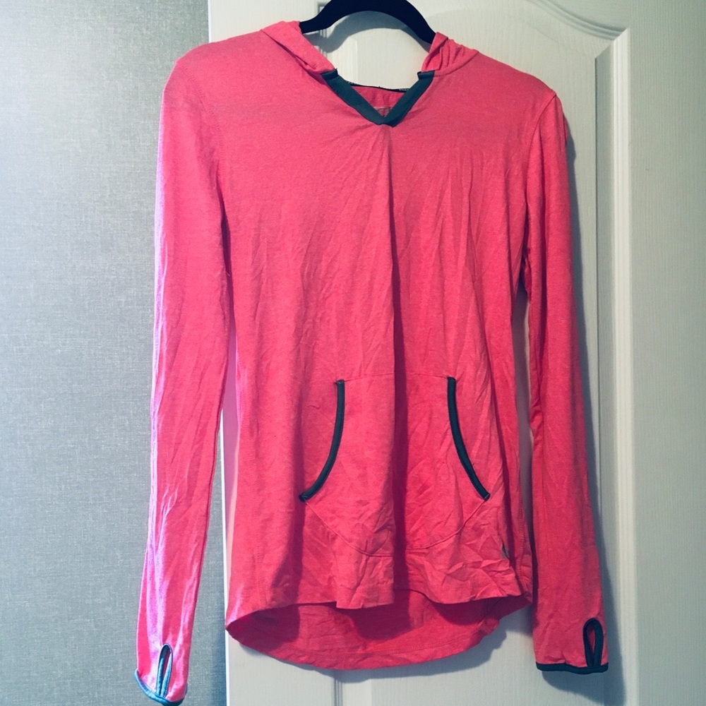 Hooded, long sleeve shirt